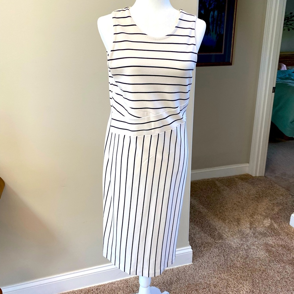 Ann Taylor sleeveless dress